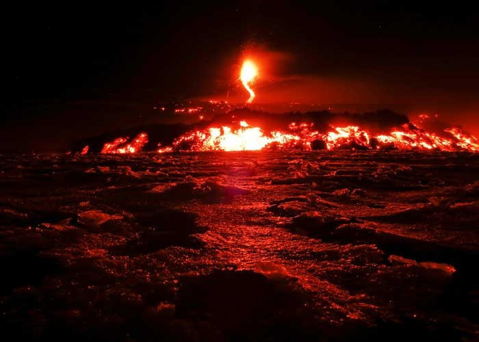 Yanardağ patladı çok sayıda yaralı var - Resim: 2