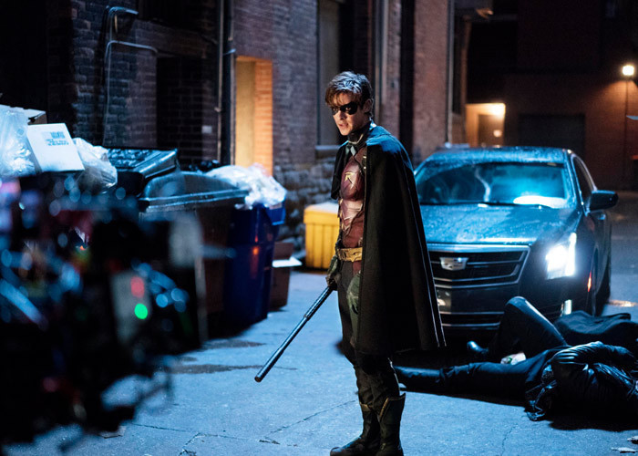 Netflix'e Marvel'den sonra şimdi de DC dizisi geliyor! - Resim: 3