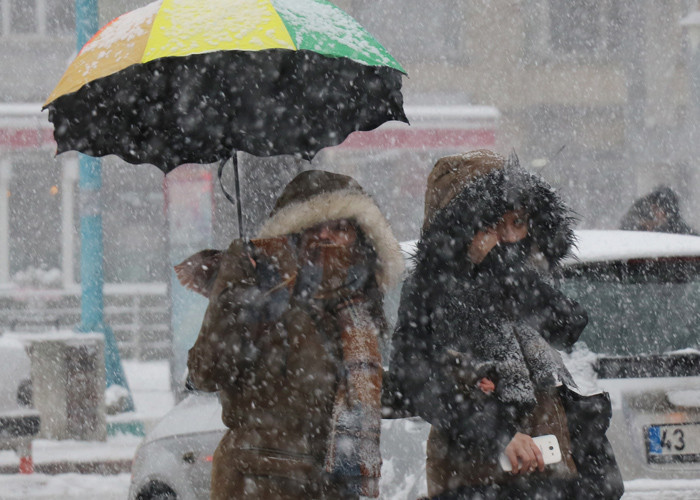 Bugün okullar tatil edildi işte valiliklerin kar tatili kararı aldığı iller listesi - Resim: 1