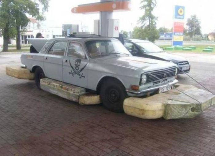 Gemiyi dağın tepesinde gördü gözlerine inanamadı! - Resim: 2