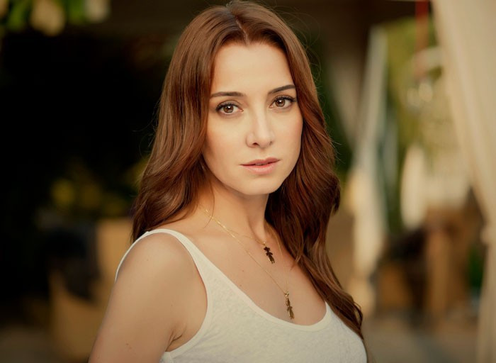 Dolunay Soysert'e araba çarptı! Sağlık durumu ne?  - Resim: 2