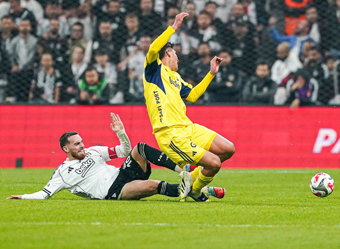 Erman Toroğlu'ndan Orkun Kökçü'ye sert tepki: Maçı Fenerbahçe'ye sattı - Resim: 0