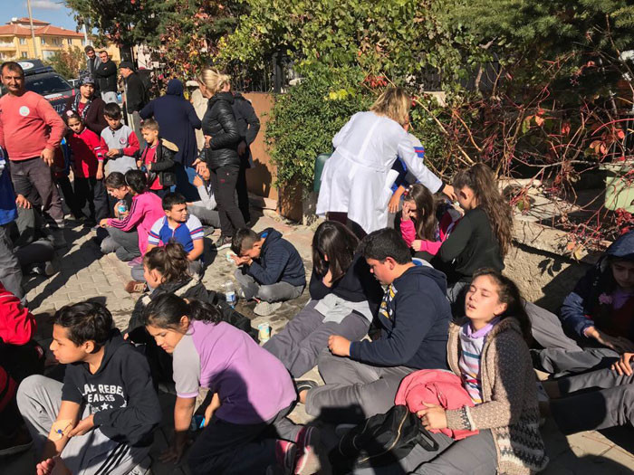 Olmaz böyle şey! Öğrenciler okulda tuz ruhundan zehirlendi - Resim: 3