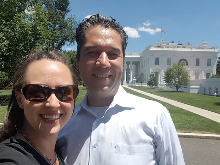 'Amerikalı Gelin' bir ilki başardı! ABD'de Meclis'e giren ilk Lauren Arıkan kimdir? - Resim: 2