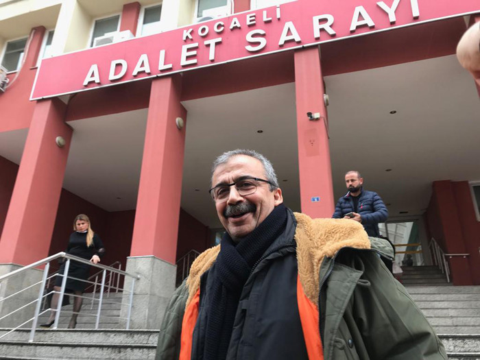 Sırrı Süreyya Önder cezaevine teslim oldu! işte cezaevi görüntüleri - Resim: 3