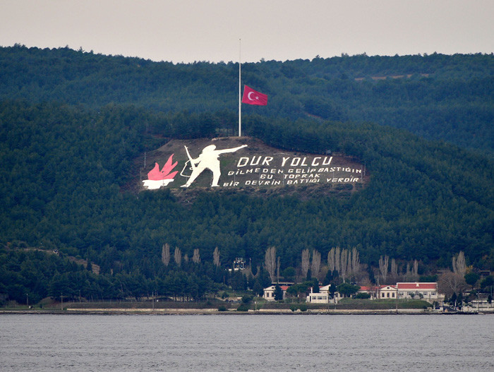 Türkiye yasta bayraklar yarıya indirildi! - Resim: 3