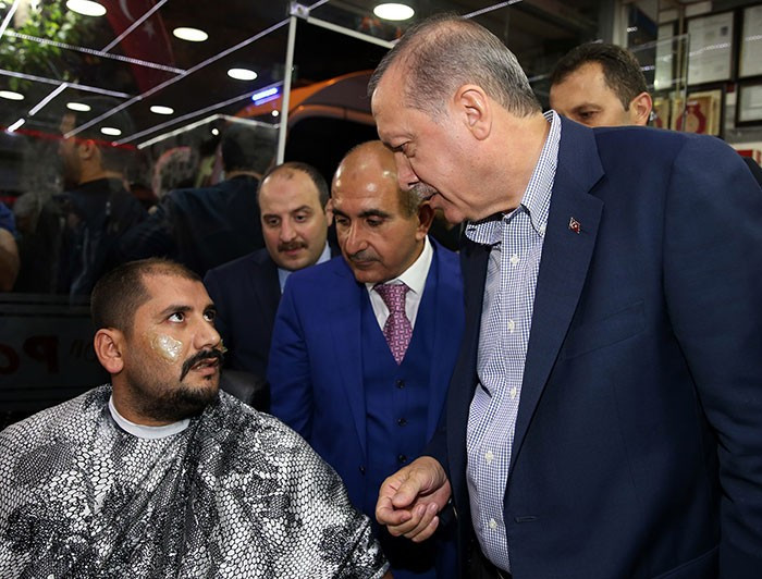 Ağda yaptırırken Erdoğan'ı karşısında görünce... - Resim: 4