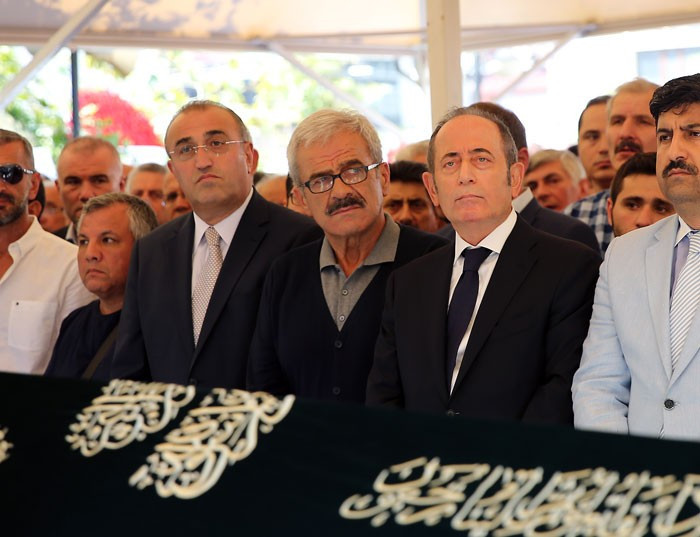THY Müdürü Ekşi'nin acı günü Başbakan ve bakanlar yalnız bırakmadı - Resim: 10