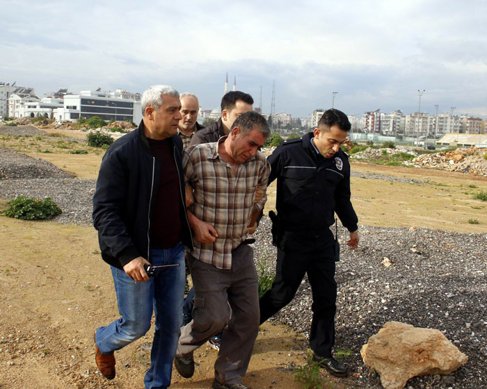 Önce kendini yakmak istedi sonra kaçmaya başladı! - Resim: 4