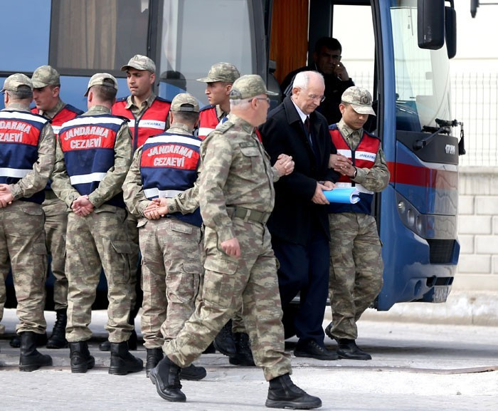 FETÖ'cü Adem Huduti ilk kez konuştu! Darbe planını... - Resim: 4