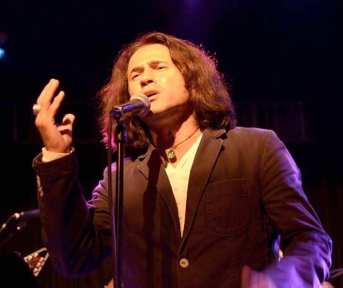 'Rockçı imam' yine gündemde bu kez dava açtı! - Resim: 2