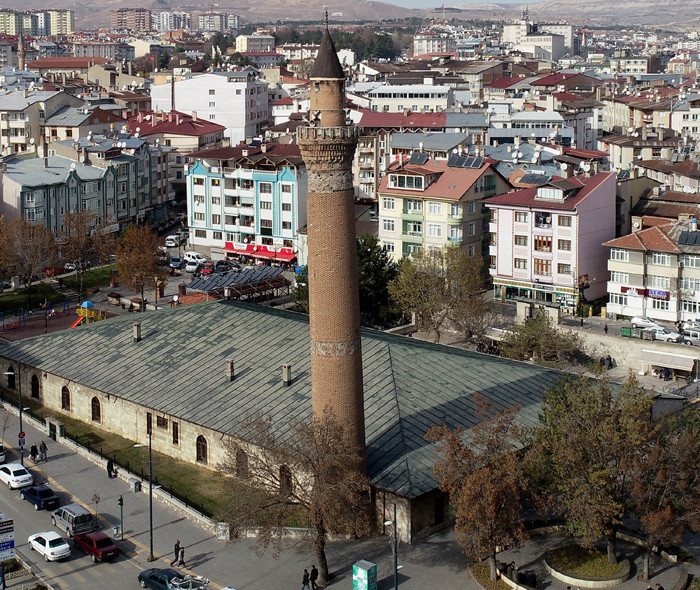 Sivas tarihi Ulu Camisi'nin eğik minaresinin sırrı çözüldü - Resim: 3