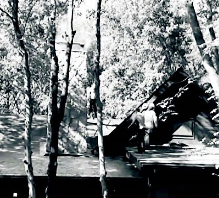 Eser Yenenler ve hamile eşi Berfu Yenenler'in evinde yangın çıktı itfaiye ambulans yetişti - Resim: 4