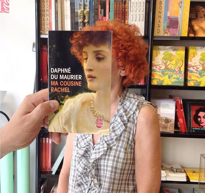 Kitapçıda canları sıkılınca bakın ne yaptılar olay! - Resim: 2