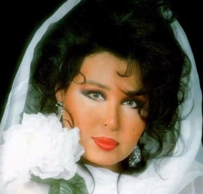 Bülent Ersoy'un gençlik fotoğrafı gündem oldu! Güzelliğiyle mankenlere taş çıkarttı - Resim: 4