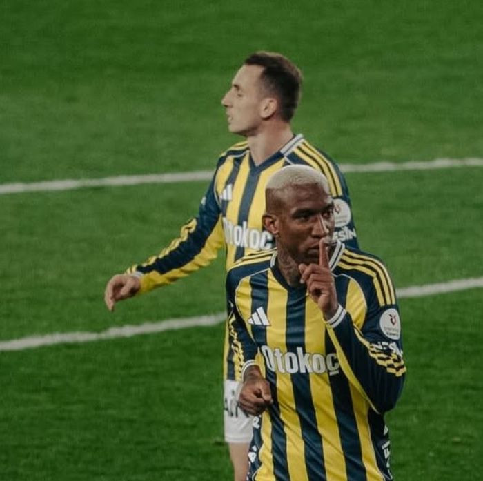 Fenerbahçe'de Anderson Talisca şoku! Ayrılık talebini yönetime bildirdi - Resim: 1