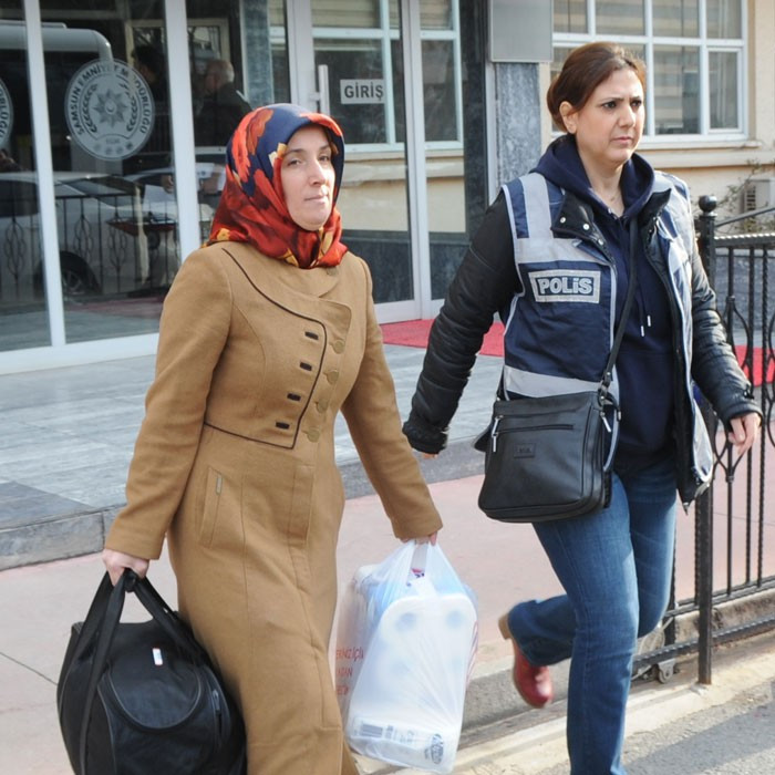 Yeni FETÖ dalgası öğretmen, polis ve memurlar var - Resim: 1