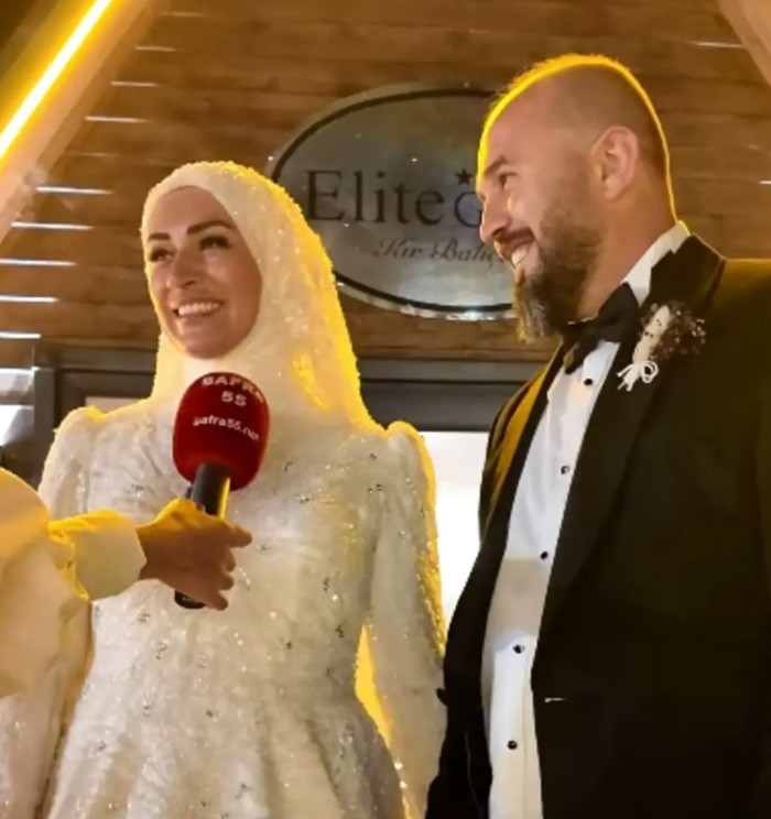 Burak Özçivit kız kardeşi Burçun'un düğününe gitmedi! Nedeni ortaya çıktı - Resim: 3