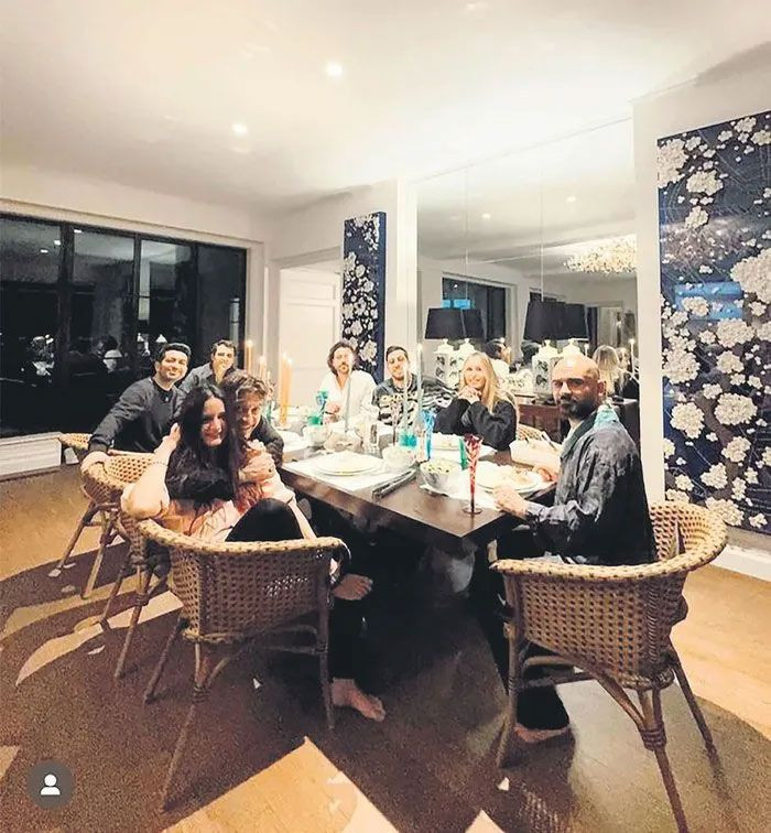 Türkiye'nin en zengin kızı İpek Kıraç aşık oldu! İşte İpek Kıraç'ın müzisyen sevgilisi.... - Resim: 4