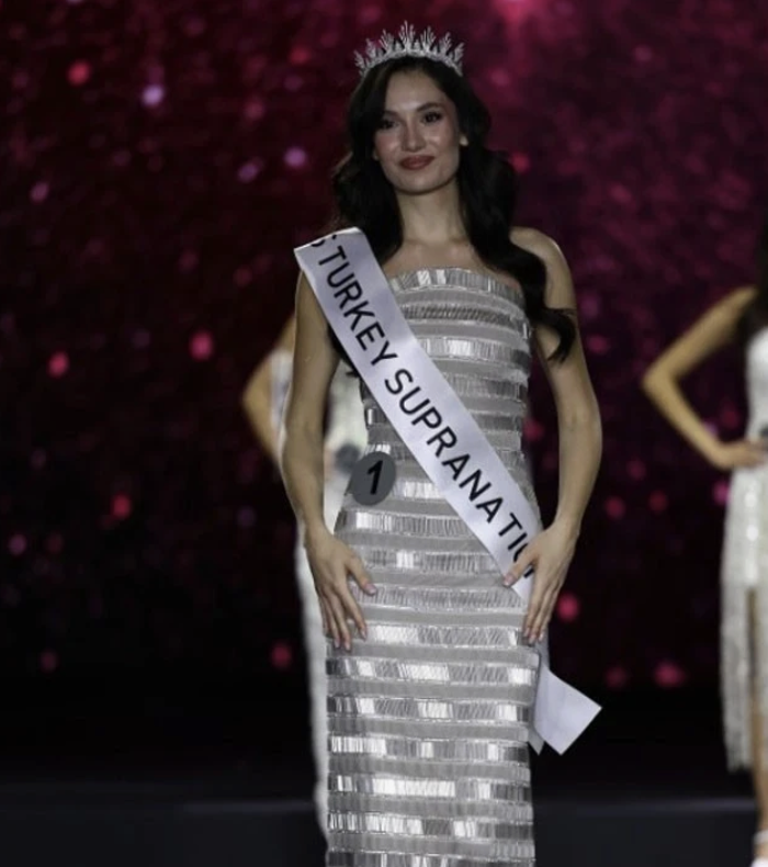 Gururumuz oldu! İlayda Güvenç Miss Supramodel etabında Avrupa birincisi oldu - Resim: 3