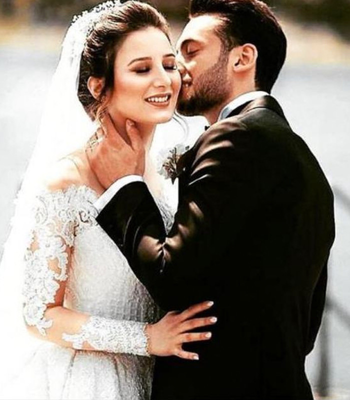 Hakan Çalhanoğlu çapkınlık yaparken yakalanmıştı! Bebeğinin cinsiyeti belli oldu - Resim: 1