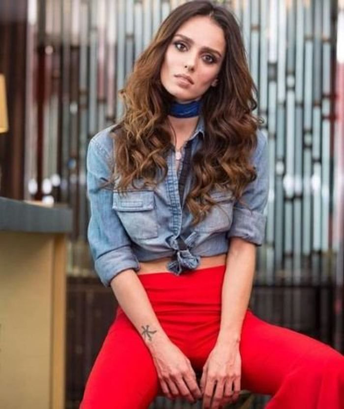 Bestemsu Özdemir İzmir depremi sonrası eğlenenlere ateş püskürdü - Resim: 3