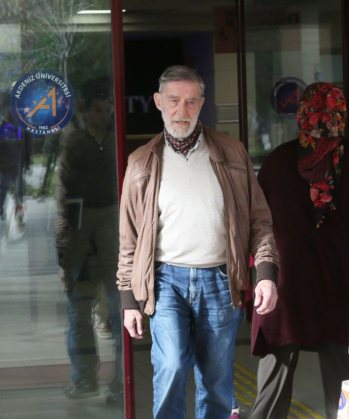 Ahmet Mekin'in eşi Kumral Şükran Kurteli yaşamını yitirdi - Resim: 3