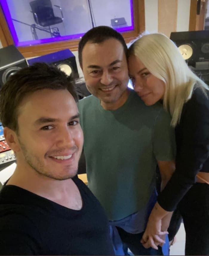 Serdar Ortaç Seçil Gür ile el ele aşk pozu verdi evlilik için bakın ne demişti - Resim: 4