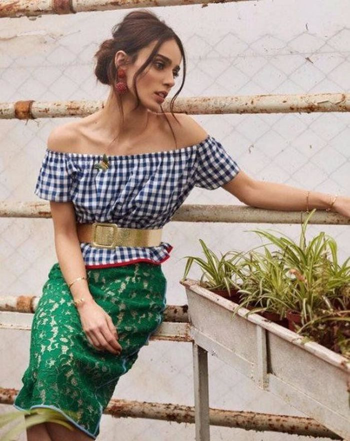 Bestemsu Özdemir İzmir depremi sonrası eğlenenlere ateş püskürdü - Resim: 2