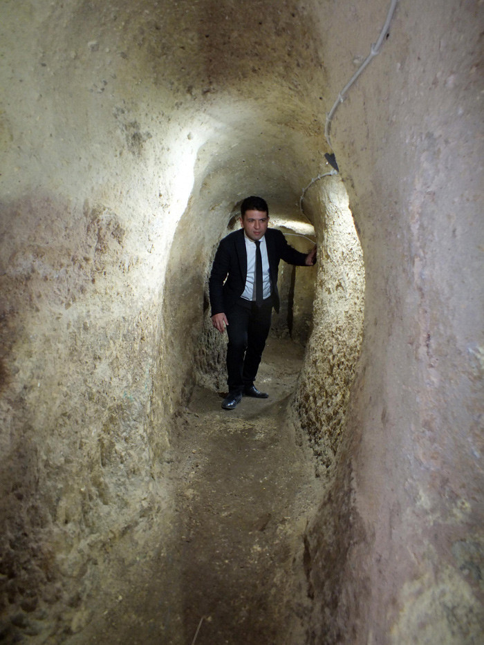 Yozgat'ta gizli kalan yer altı şehrine girildi - Resim: 4