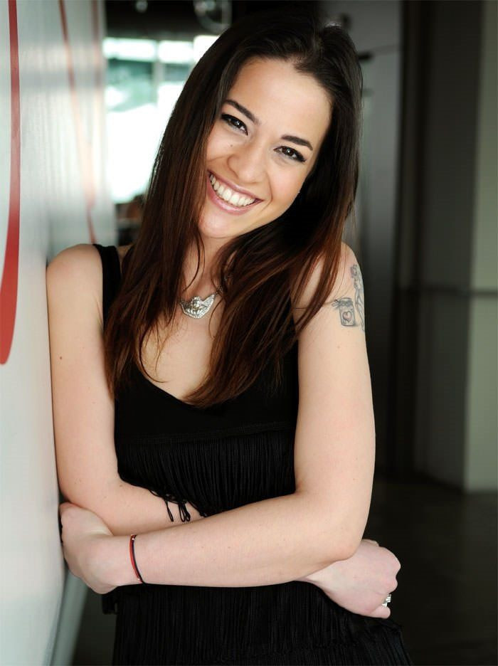 Şarkıcı Zeynep Doruk'un annesi koronavirüs oldu! Test yaptıramadılar bakın neden? - Resim: 3