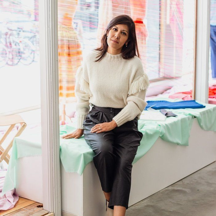 Profesöre 7.5 milyon liralık aşk tuzağı kurdu! Ondan tırtıkladığı paralarla başka kadınla evlendi! - Resim: 1