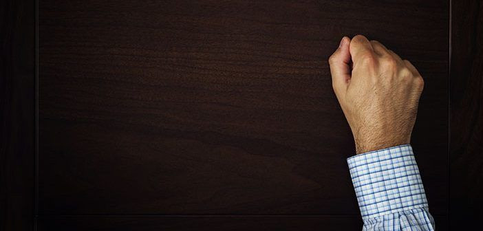 Ankara'da annesinin odasından ses duyan genç delikten bakınca şok oldu! Çıplak halde... - Resim: 3