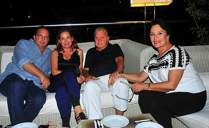 Hülya Koçyiğit'in kızı Gülşah Alkoçlar'a büyük şok! Filipinli yardımcı paraları alıp gitti - Resim: 3