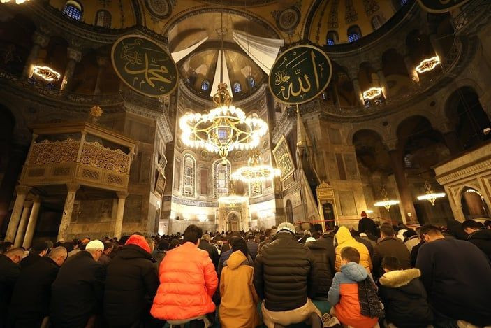 Regaip Kandili, İstanbul'daki camilerde idrak edildi - Resim: 4