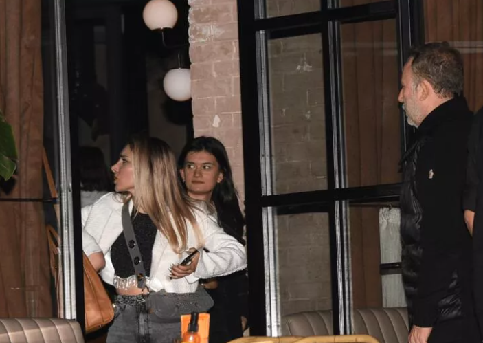 Sergen Yalçın'dan olay hareket: Arkadaşını bıraktı kendisi arka kapıdan tüydü! - Resim: 3