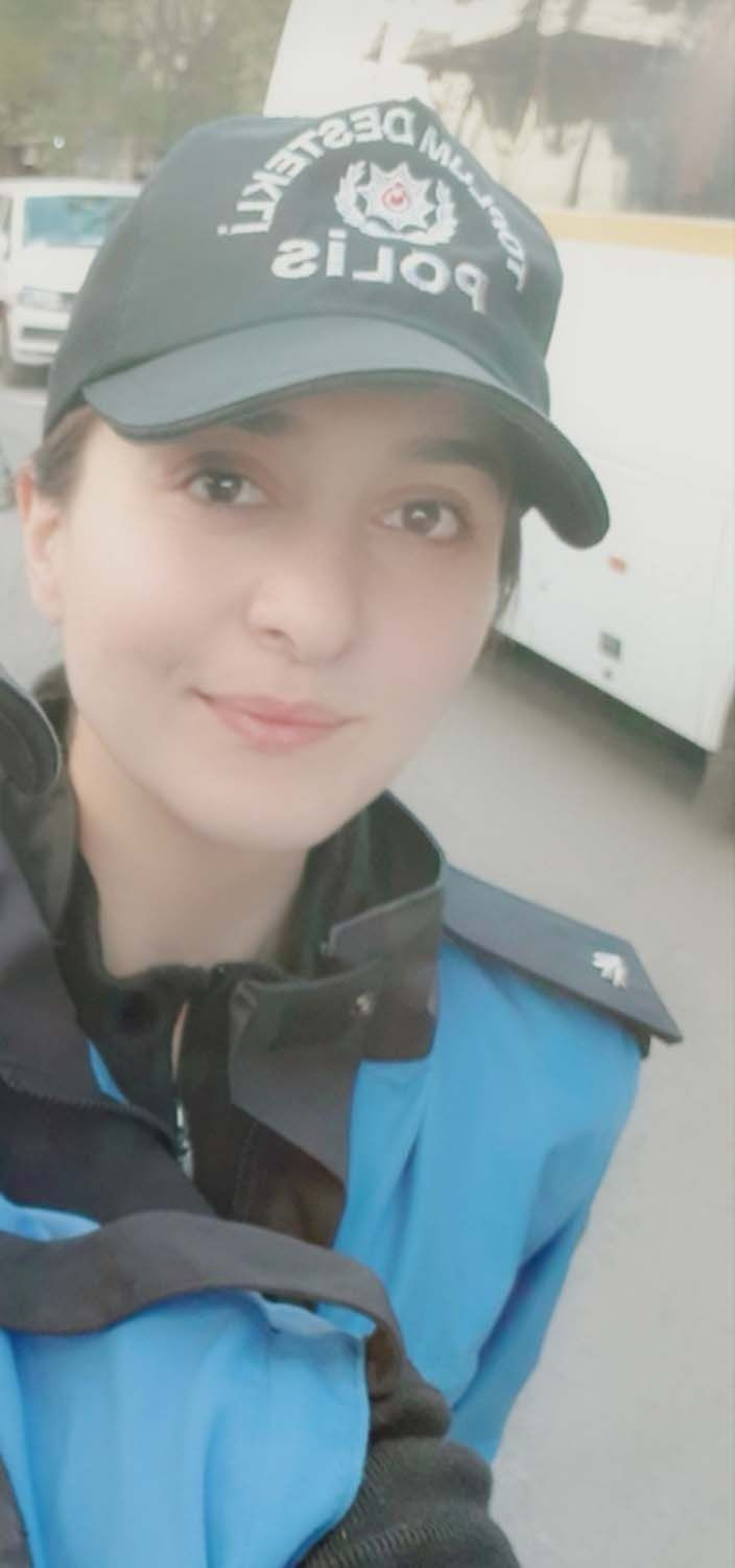 Nişanlısını iş arkadaşının eve bıraktığını görünce - Resim: 2