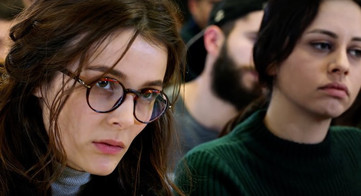 Fi dizisinde cesur sahne çekti yaşını duyunca şoke olacaksınız - Resim: 1