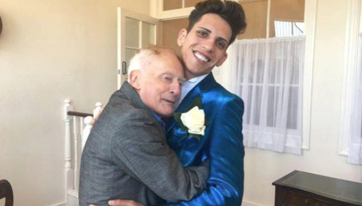 79 yaşındaki papaz 24 yaşında adamla evlendi böylesi görülmedi - Resim: 2