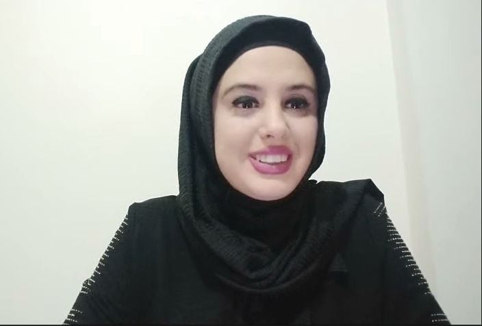 Cin çıkaran Pelin Hürman eski haliyle şok etti! Tesettürlü ama meğer mini etekliymiş - Resim: 3