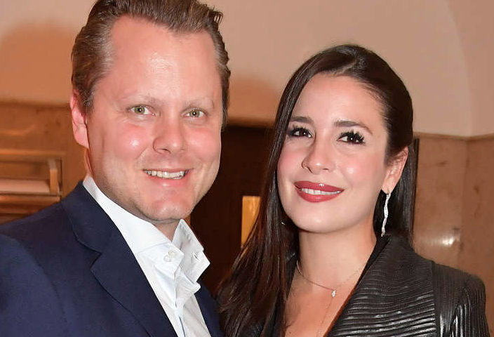 Faber Castell'in türk gelini iş kadını oldu  maaşı dudak uçuklattı - Resim: 2