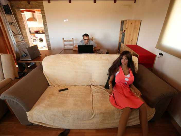 Bu da oldu! Cinsel ilişki robotundan bebek sahibi olacak - Resim: 3