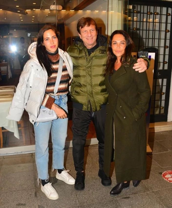 Yıllar önce boşanmışlardı! Zehra Çilingiroğlu sosyal medyadan paylaştı - Resim: 3