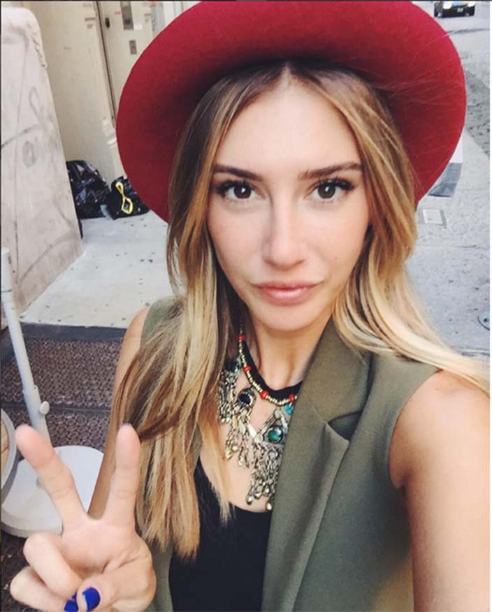 Şeyma Subaşı'nın adeta ikizi gibi! Bu kadarı pes dedirtti - Resim: 3