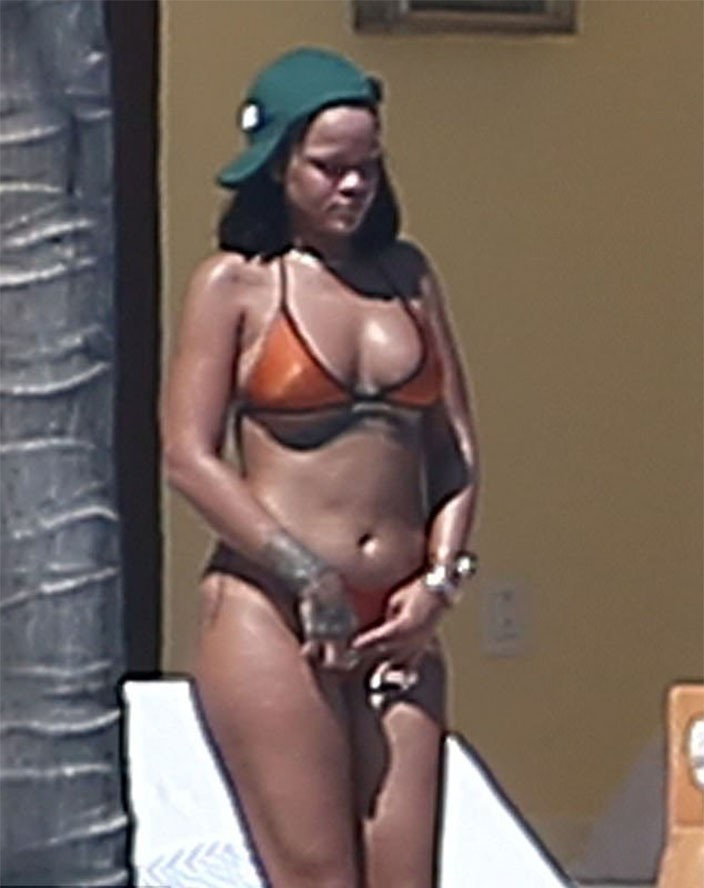 Rihhana kilo aldı hayranlarını şaşırttı - Resim: 1