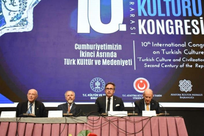 Bilim insanları Türk kültür mirası için buluştu - Resim: 1