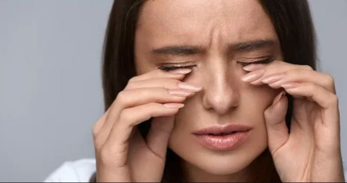 Gözlerinizin yorgunluğunu alacak bu egzersizleri hemen deneyin! - Resim: 1