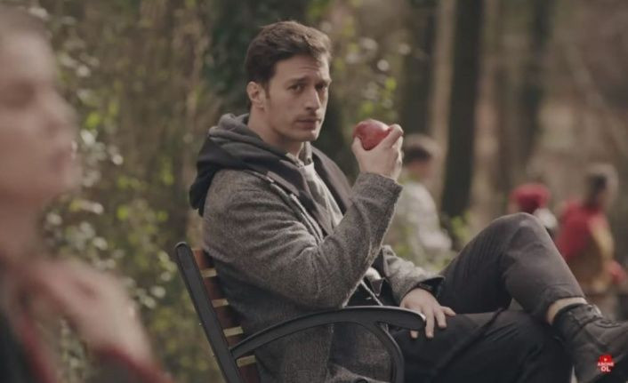 Feyyaz Şerifoğlu ile Ajda Pekkan arasındaki gerçek şoke etti Camdaki Kız'ın başrolü... - Resim: 1