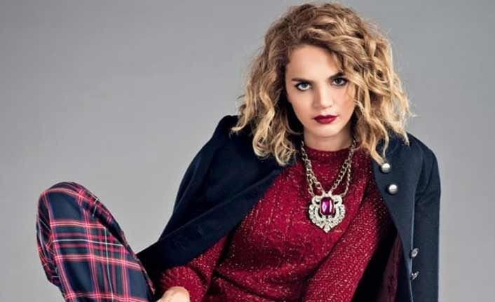 Tuğçe Kazaz alkol yasağını eleştirenler için yazdıklarıyla tepki çekti 'Şeriat sizi ne yapsın' - Resim: 1