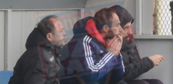 Trabzonsporlu Olcay Şahan bakın nerede taktik verirken görüntülendi - Resim: 2